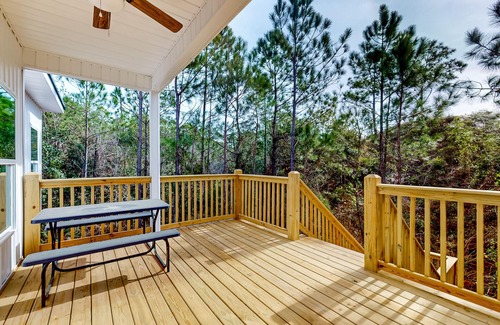 Dauphin Island House | Peaceful hideaway with modern interior & spacious balcony - adjacent to the dune