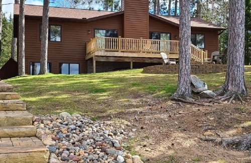 St Germain House | Peaceful Hideaway - Found Lake - St Germain