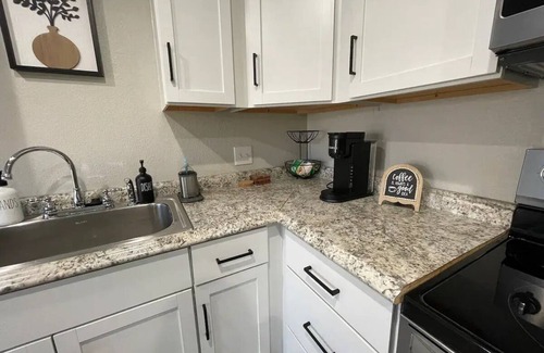 Bedford House | Peaceful Home in DFW Centernn
