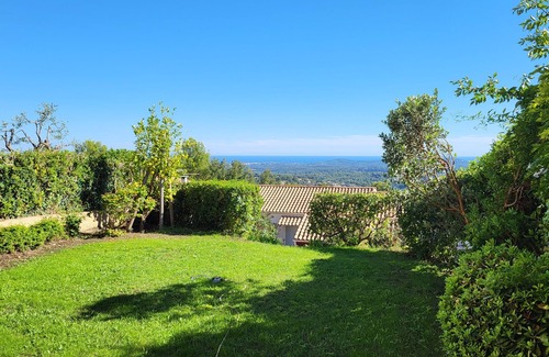 Chateauneuf-Grasse House | Peaceful house with panoramic sea view