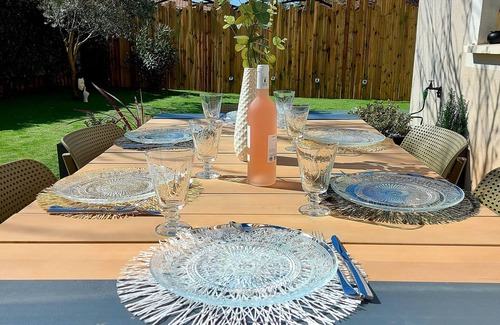 Montelimar House | Peaceful house, 3 air-conditioned bedrooms upstairs, private pool, enclosed garden