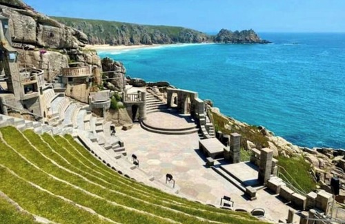 Castallack Cottage | Peaceful in the Lamorna Valley - walk to pub & sea