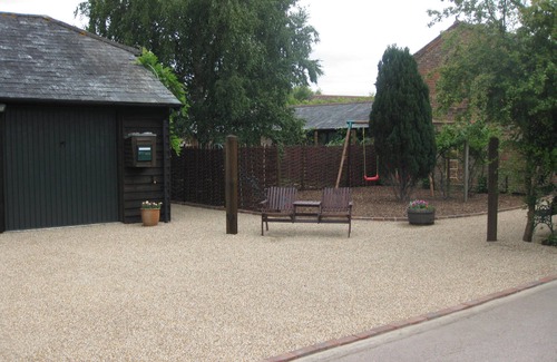 Tonbridge Cottage | Peaceful Kentish Country Cottage - just 35 minutes from London