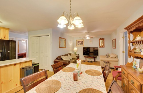Gumlog Cottage | Peaceful Lake Hartwell Hideaway w/Boat Dock!