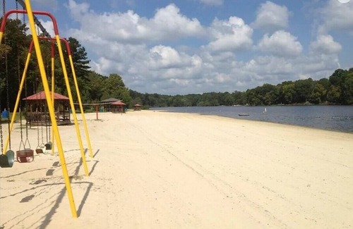 Macon House | Peaceful LaKeFronT property with Beautiful Lake View for a getaway you deserve!