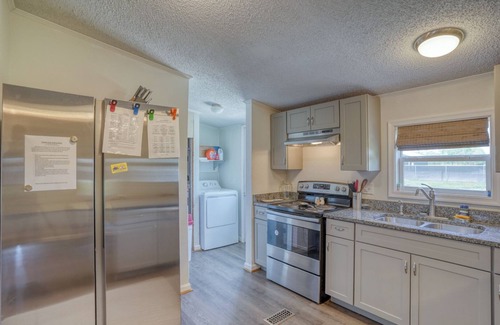 Dover House | Peaceful living just outside of town
