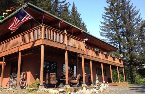 Seward Apartment | Peaceful Location in Town, Low-Mobility Friendly