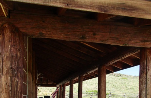 Cody House | Peaceful Logan Mountain Cabin close to Yellowstone