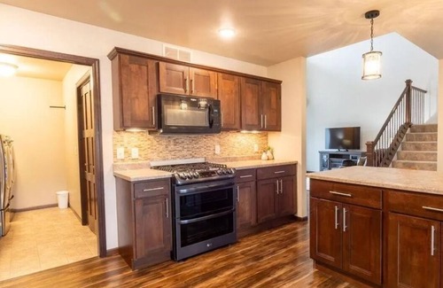 Sioux Falls Condo | Peaceful Luxury in a 3 bedroom, 2.5 bath home. Feels like home!
