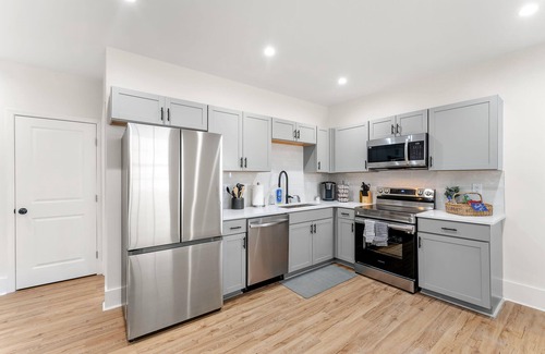 Norcross House | Peaceful & Modern Historic Norcross Home