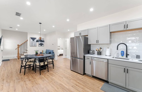 Norcross House | Peaceful & Modern Historic Norcross Home