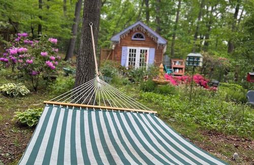 Bergton Ski Chalet | Peaceful Mountain Chalet and Garden House on six acres minutes from Bryce Resort