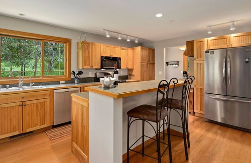Fort Collins House | Peaceful Mtn Retreat – 25 min from Fort Collins!
