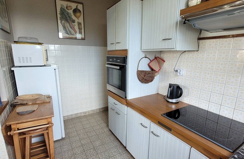 Plouescat House | Peaceful Oasis! Large Family Home for Up to 11 Guests