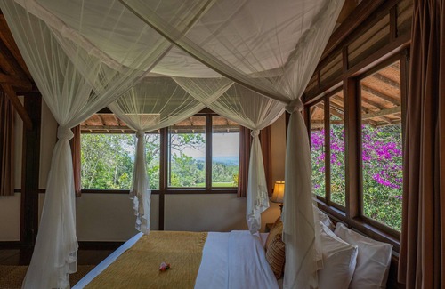 Pupuan Other | Peaceful Organic Farmhouse Retreat with Stunning Views