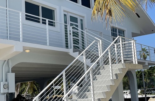 Summerland Key House | PEACEFUL PARADISE DEEP WATER CANAL! MINUTES TO OCEAN nFishing and Lobster season