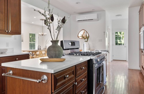 Woodridge House | Peaceful Paradise: Dream Holiday Home in Woodridge