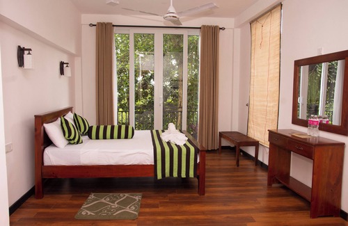 Kandy House | Peaceful Peak