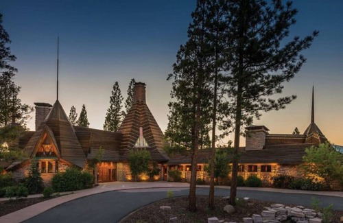 Gold Mountain House | Peaceful Pines | Golf | Pool | Hot Tub | Gym | A/C