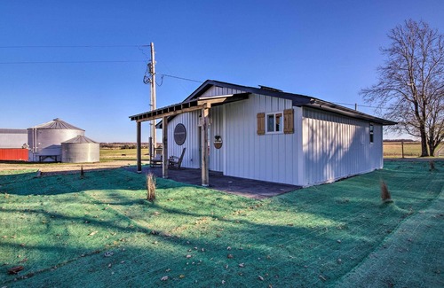 Rolla Apartment | Peaceful Prairie Studio in Rolla w/ Fire Pit!