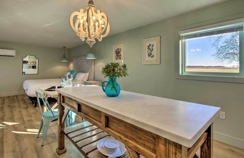 Rolla Apartment | Peaceful Prairie Studio in Rolla w/ Fire Pit!