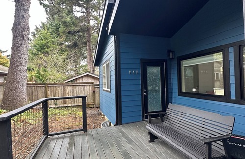 Downtown Cannon Beach Apartment | Peaceful relaxing studio in Cannon Beach