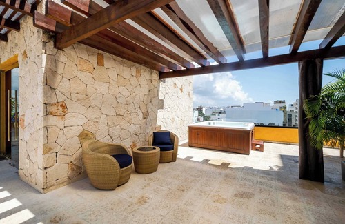 Tohoku Condo | Peaceful Retreat with Pool, Gym & Garden Lounge