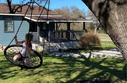 Johnson City House | Peaceful retreat in the heart of the Texas Hill Country