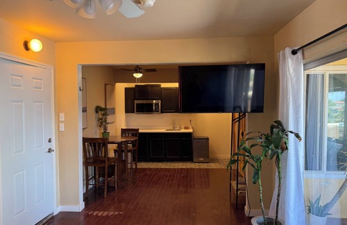 South San Gabriel House | Peaceful Retreat in Pleasant Hillside SGV
