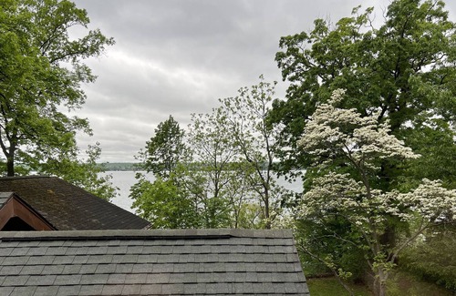 Geneva House | Peaceful retreat in the heart of the Finger Lakes with 100 ft of lake front