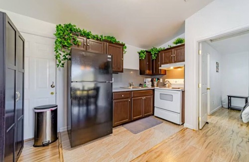 Bayview House | Peaceful retreat near the redwoods, ocean, and golf course!