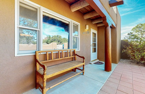 Eldorado at Santa Fe House | Peaceful retreat with enclosed patio, incredible views and night skies