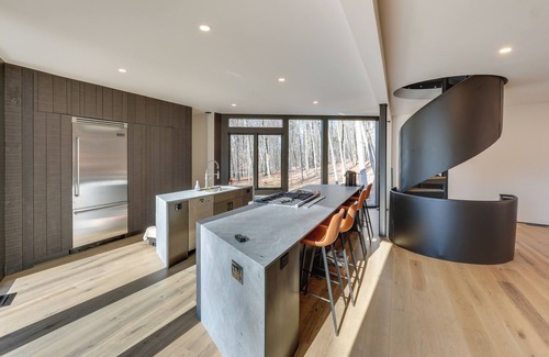 Town of Lloyd House | Peaceful Setting: Modern Home in Highland!