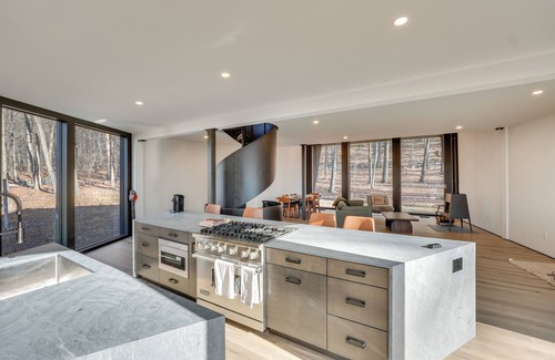 Town of Lloyd House | Peaceful Setting: Modern Home in Highland!