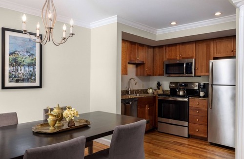 Manchester Hotel | Peaceful Spa & Golf Stay Close to Hildene & Mountain Trails