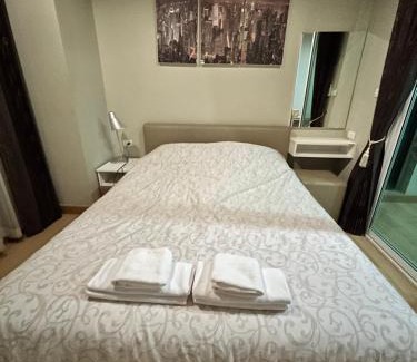 Khlong Luang Apartment | Peaceful Stay at MT Khlong Luang Self-Check-in