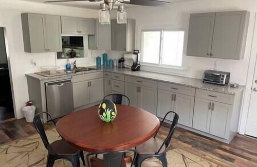 Horseheads House | Peaceful stay in the Finger Lakes, Hot tub, kitchen, grill