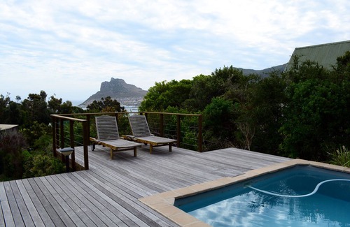 Scott Estate Cottage | Peaceful, stunning pool, beaches & wine
