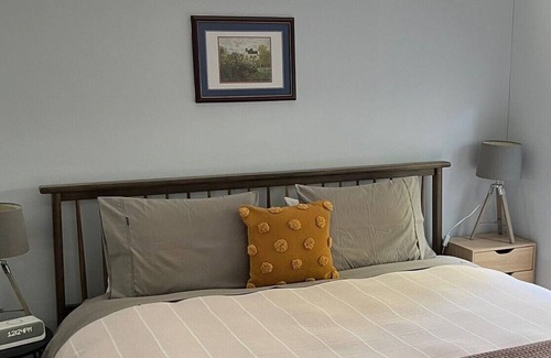 Waterloo Apartment | Peaceful, stylish and centrally located 1 bed apartment with outdoor balconies