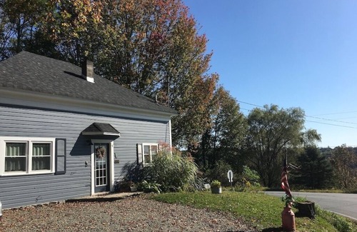 Town of Delaware House | Peaceful Upstate Renovated Schoolhouse