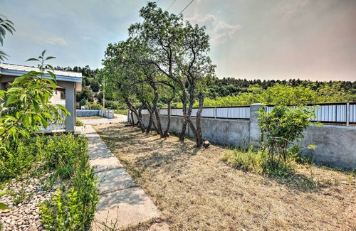 Vadito House | Peaceful Vadito Family Home Near Taos Valley!