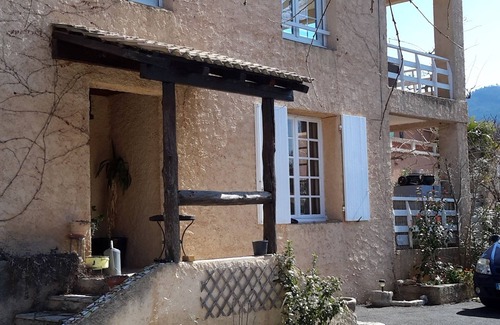 L'Escale Villa | PEACEFUL VILLA IN A SMALL VILLAGE IN PROVENCE