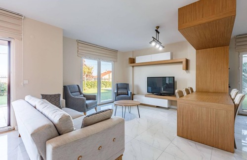 Masukiye Villa | Peaceful Villa with a Garden in Kartepe near Sapanca