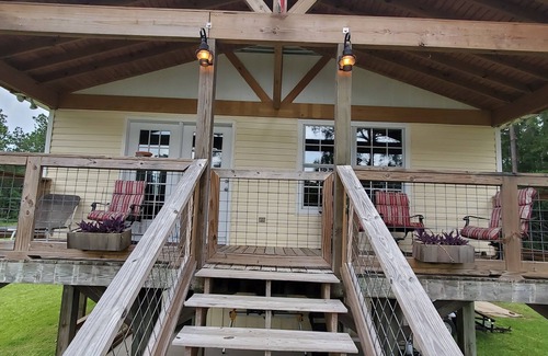 Foley Cottage | Peaceful Waterfront property with private boat ramp