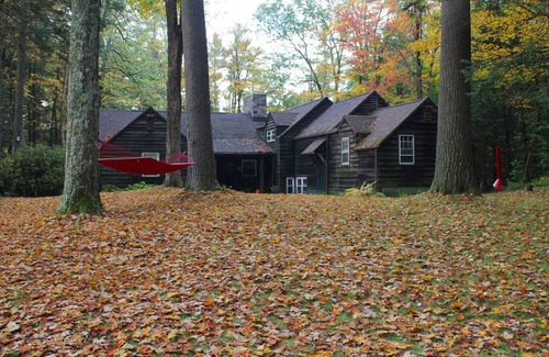 Glendale House | Peaceful Woodland Home in the Heart of the Berkshires