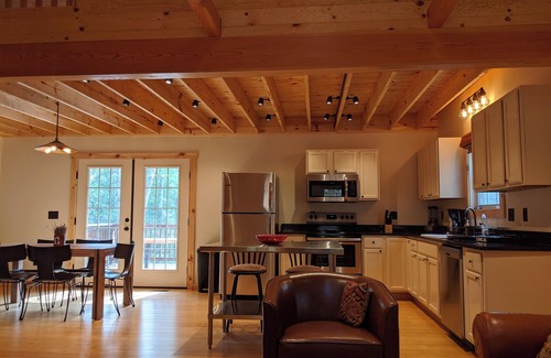 Faber Cabin | Peacefull, private Cabin! 140 acres,mile of river trails! 10 minutes to Rt.151!