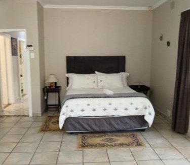 Umtentweni House | Peaceville