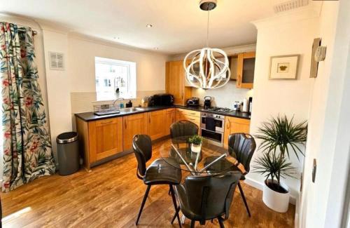 Cambridge Apartment | Peach Tree Serviced Apartment