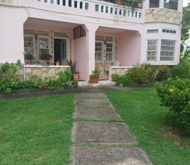 St. George's Apartment | PeachBloom Tereace Inn