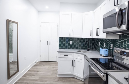 Jersey City Hotel | Peachtree Suites